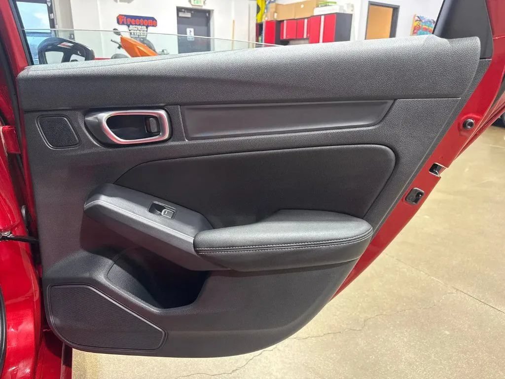 Used 2025 Acura Integra A-Spec FWD image 20