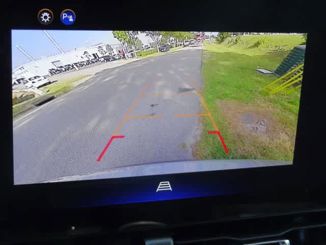 Used 2025 Chevrolet Equinox LT FWD image 24
