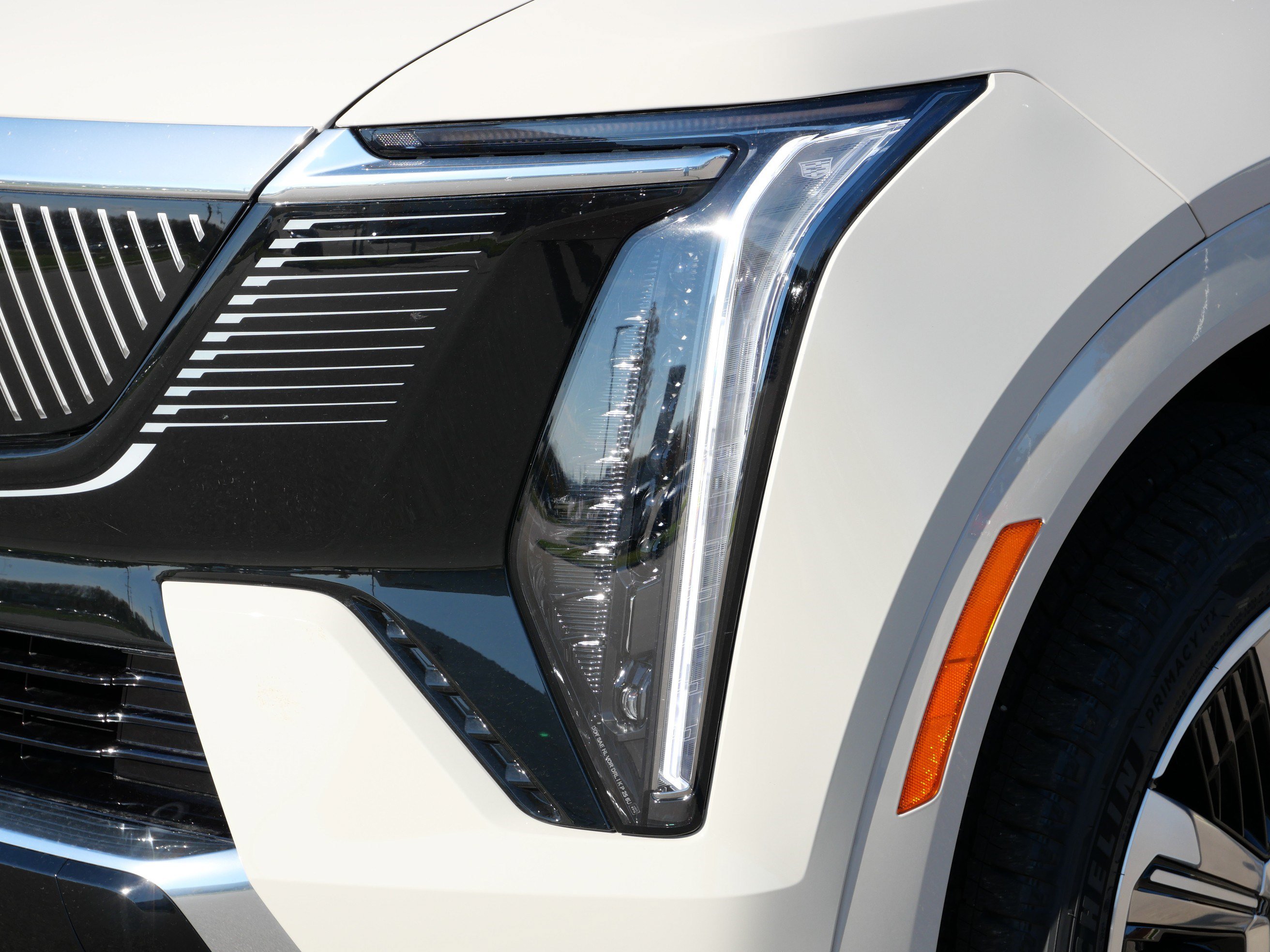 Used 2026 Cadillac Escalade IQ Luxury 1 w/ LPO, Floor Liner Package AWD/4WD image 14
