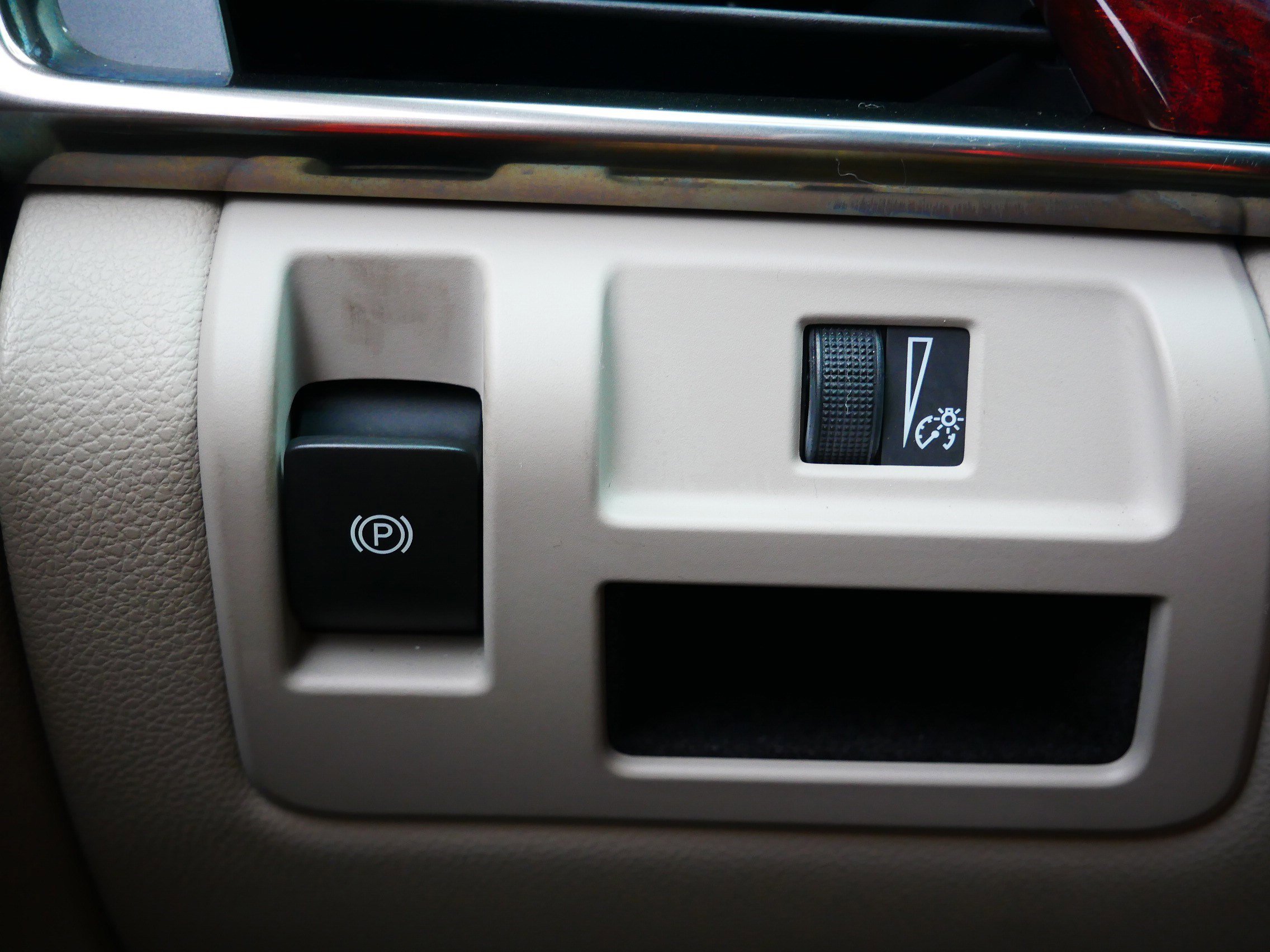 Used 2014 Cadillac CTS Sedan w/ Seating Package image 26