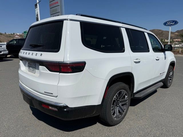 Certified 2024 Jeep Wagoneer Series II AWD/4WD image 2