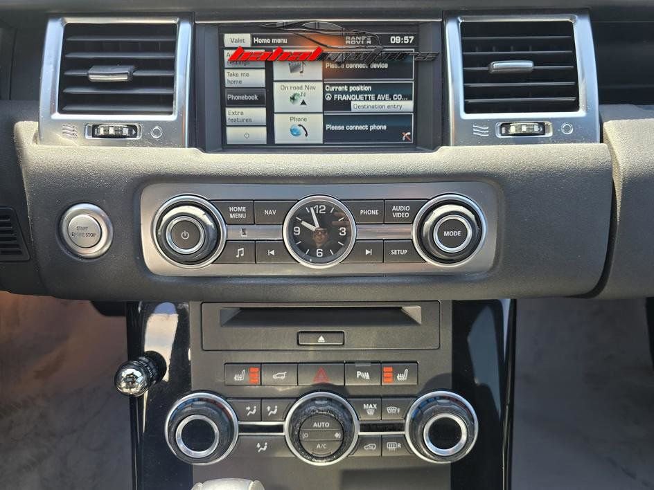 Used 2013 Land Rover Range Rover Sport HSE LUX AWD/4WD image 22