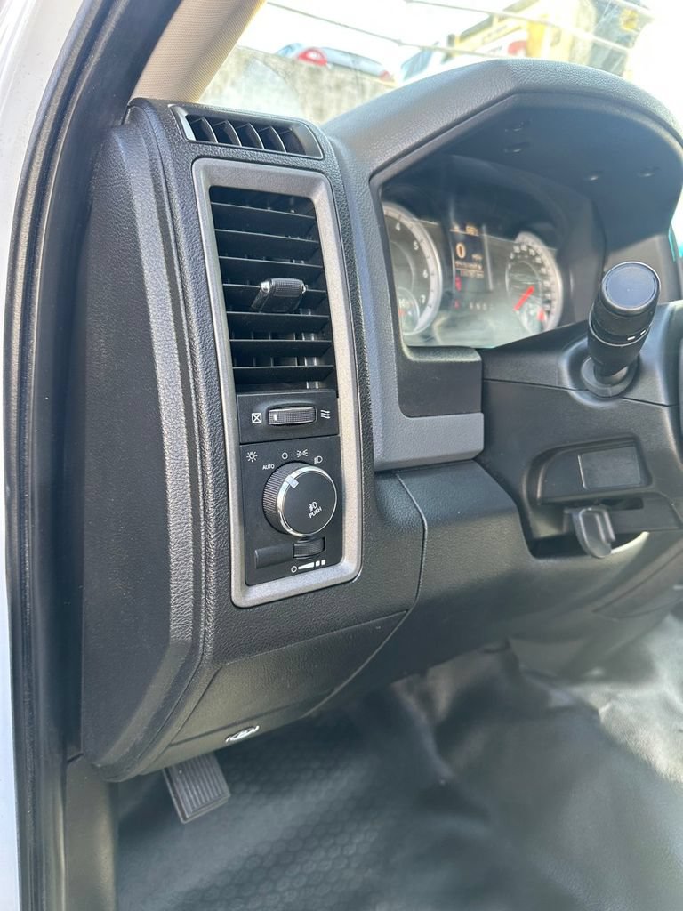 Used 2013 RAM 3500 Tradesman w/ PWR & Remote Entry Group AWD/4WD image 14