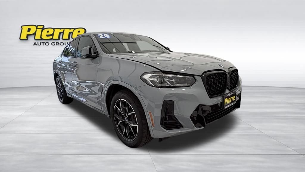 Used 2024 BMW X4 xDrive30i AWD/4WD image 9