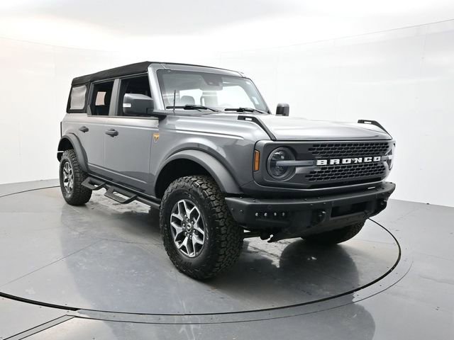 Used 2024 Ford Bronco Badlands image 1