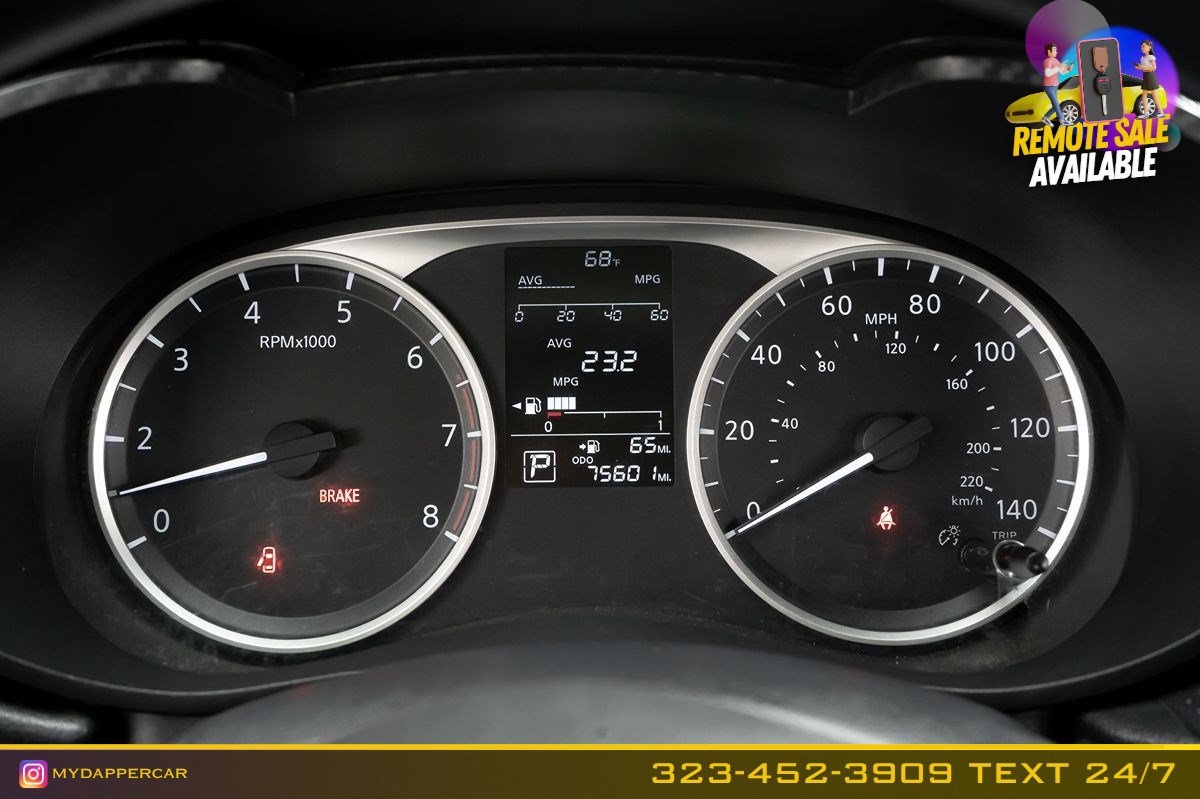 Used 2024 Nissan Versa S w/ Trunk Package FWD image 24