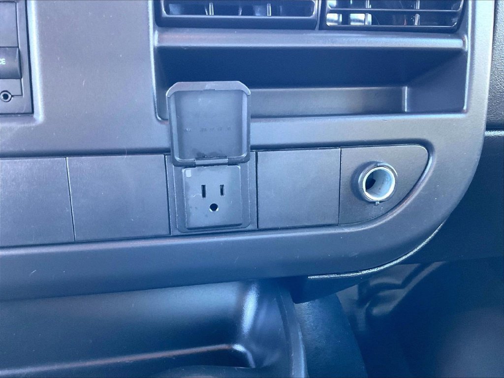 Used 2025 GMC Savana 2500 w/ Driver Convenience Package RWD image 25