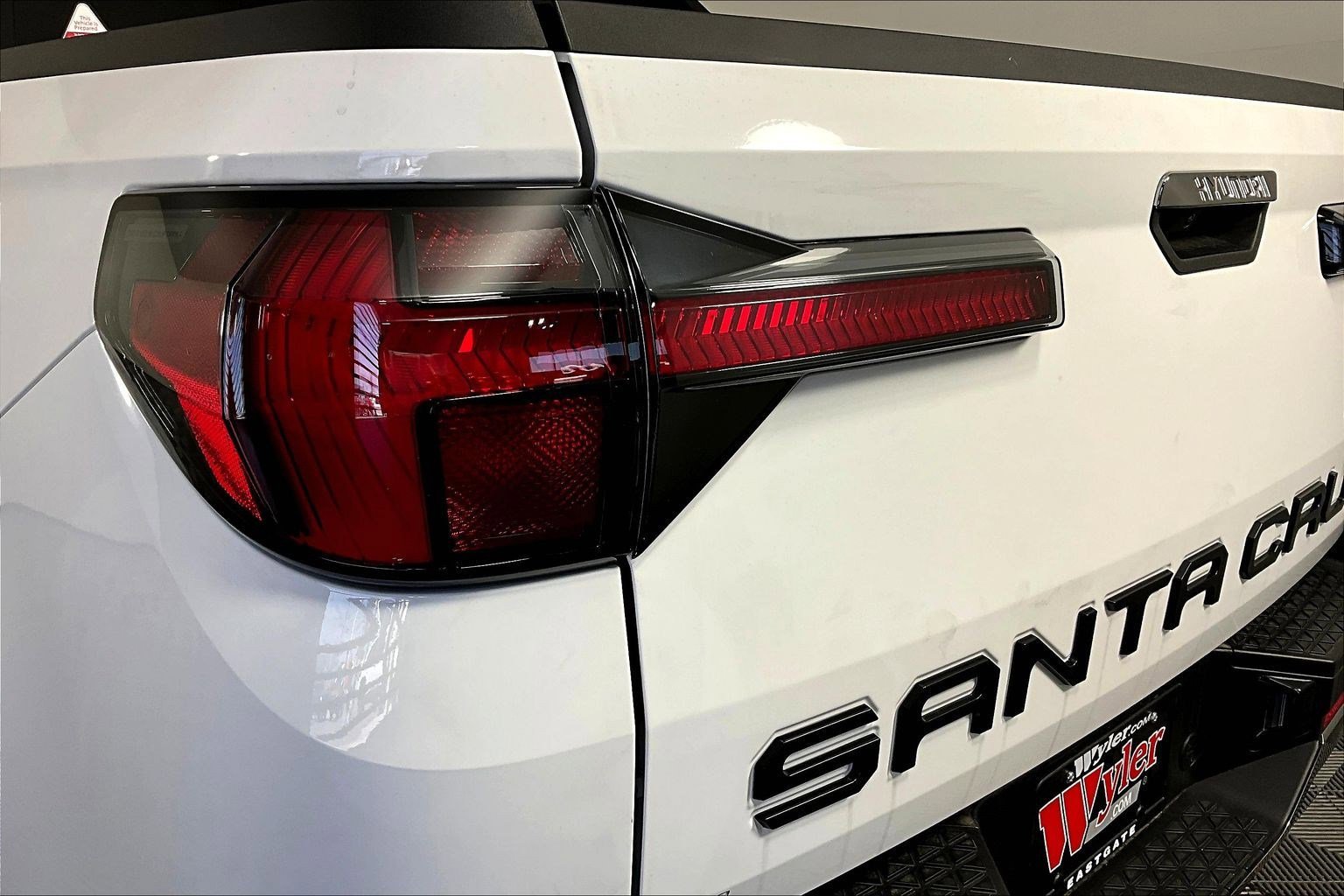 New 2026 Hyundai Santa Cruz Limited AWD/4WD image 15