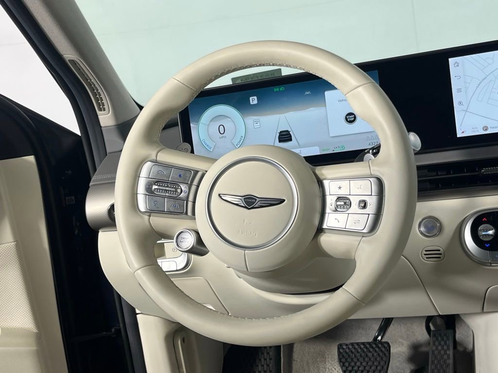 Used 2025 Genesis GV60 Advanced image 16