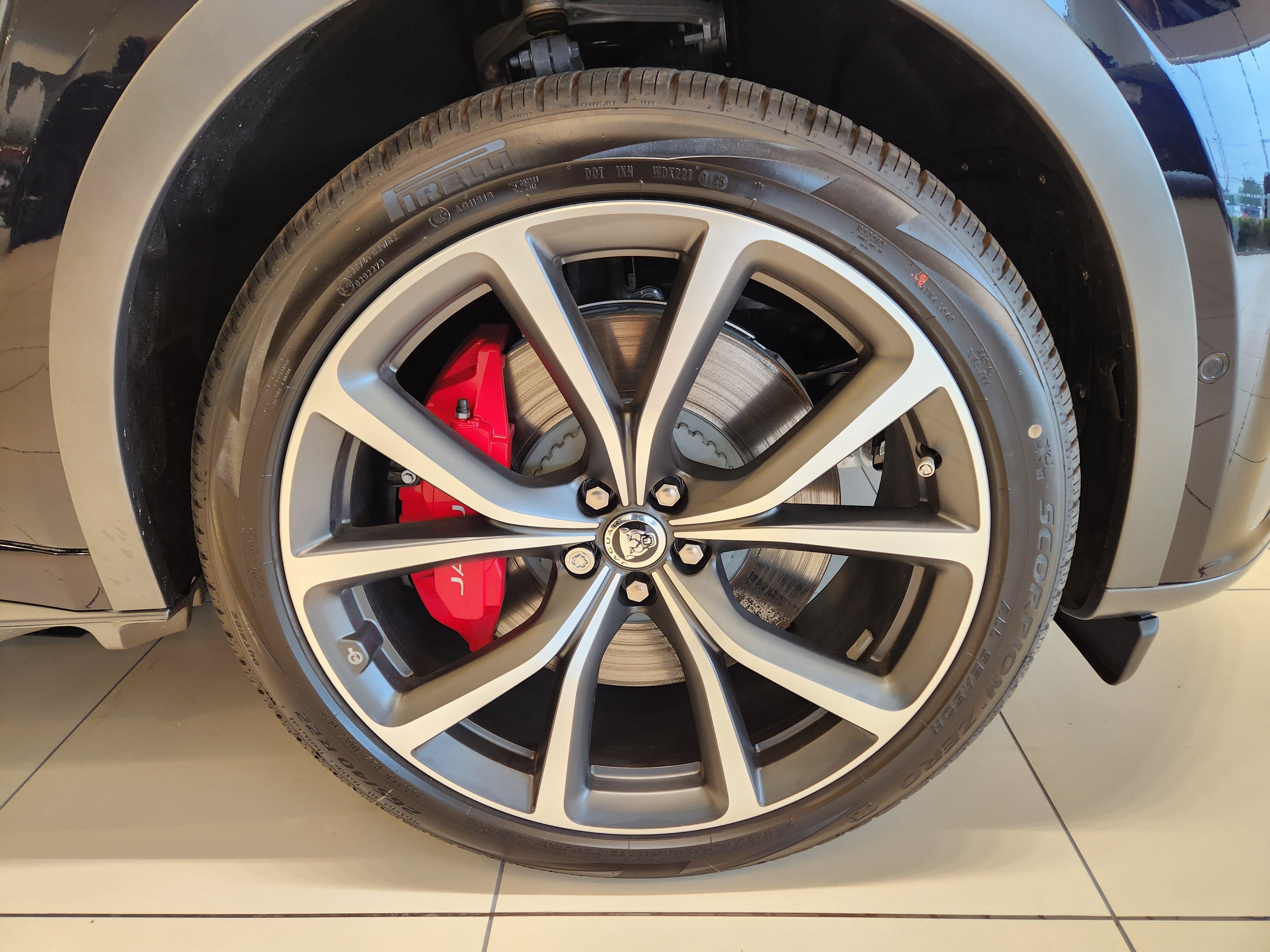 New 2026 Jaguar F-PACE SVR AWD/4WD image 7
