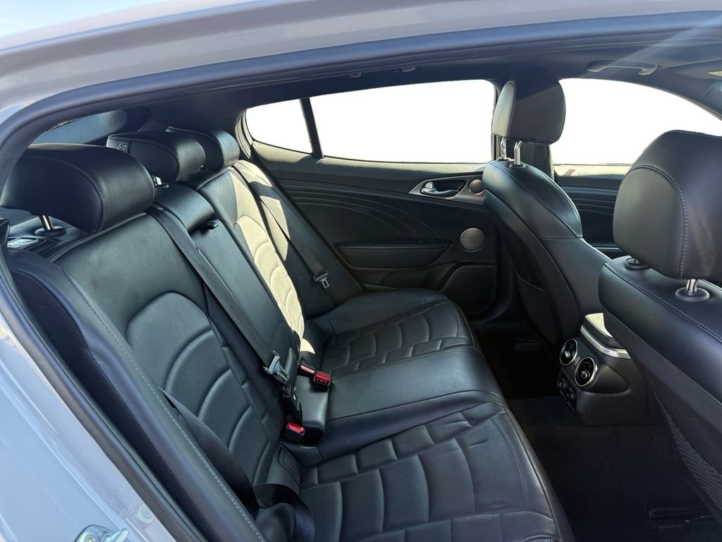 Used 2023 Kia Stinger GT2 image 18