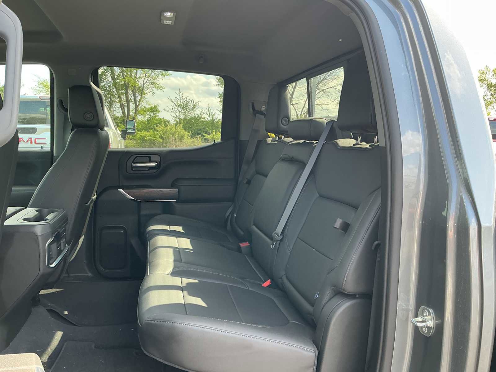 Used 2020 GMC Sierra 1500 SLT w/ SLT Premium Plus Package AWD/4WD image 23