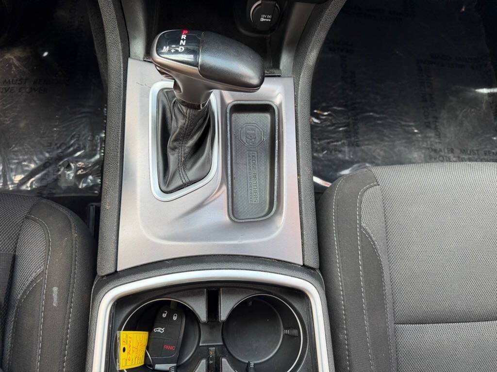 Used 2021 Dodge Charger SXT RWD image 22