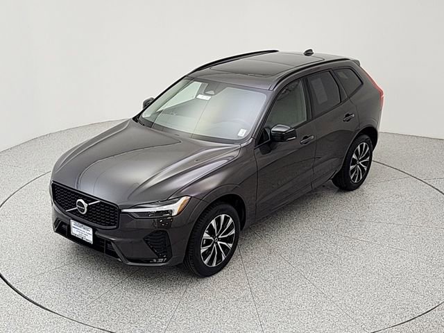 Certified 2025 Volvo XC60 B5 Plus w/ Climate Package AWD/4WD image 9