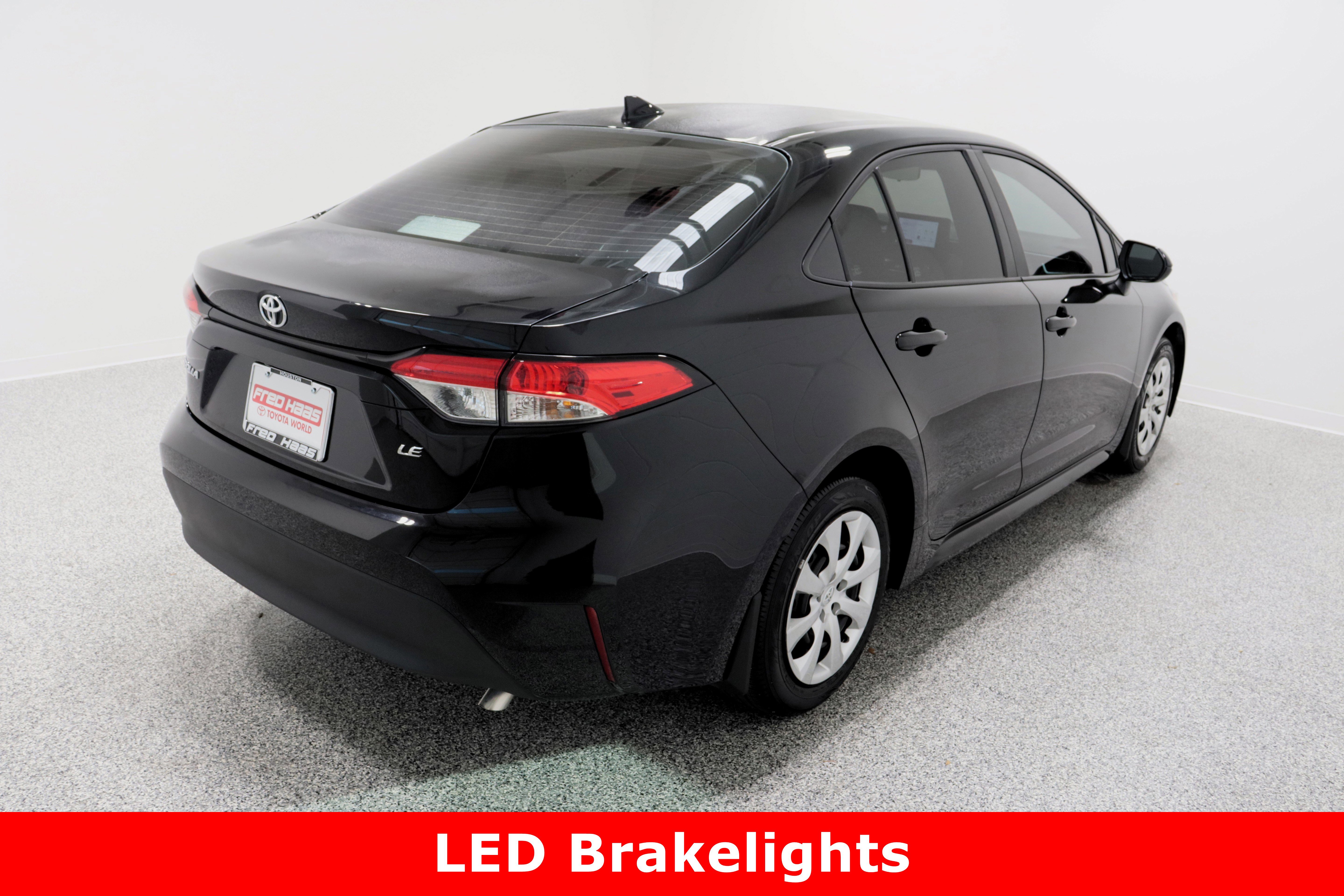 Used 2025 Toyota Corolla LE image 7