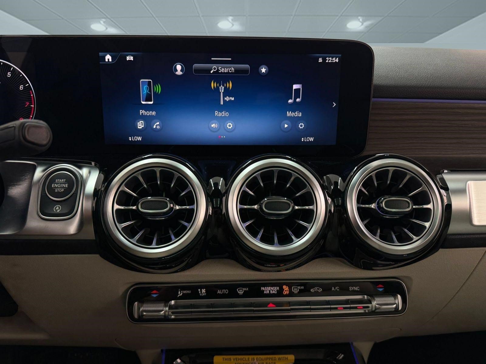 New 2026 Mercedes-Benz GLB 250 image 16