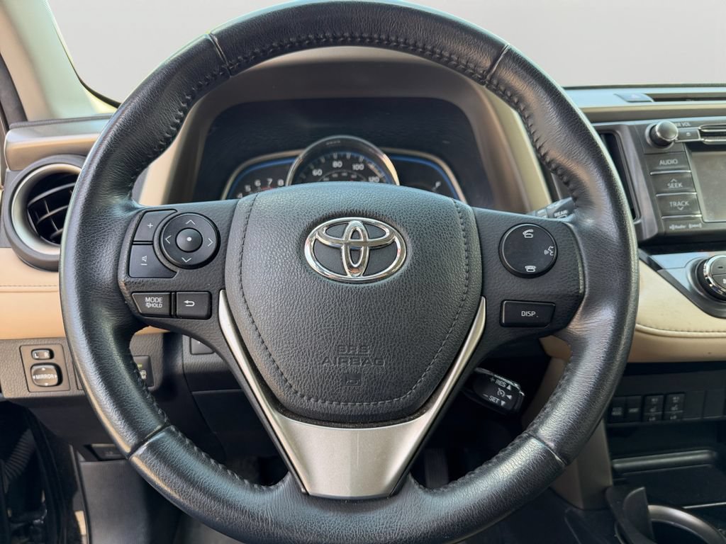 Used 2013 Toyota RAV4 Limited AWD/4WD image 17