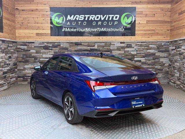 Certified 2023 Hyundai Elantra SEL w/ Convenience Package FWD image 8