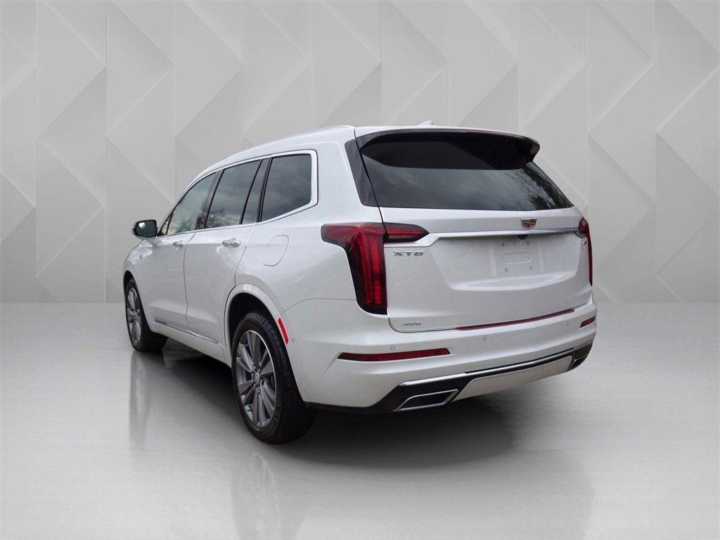Certified 2025 Cadillac XT6 Premium Luxury w/ Platinum Package image 3