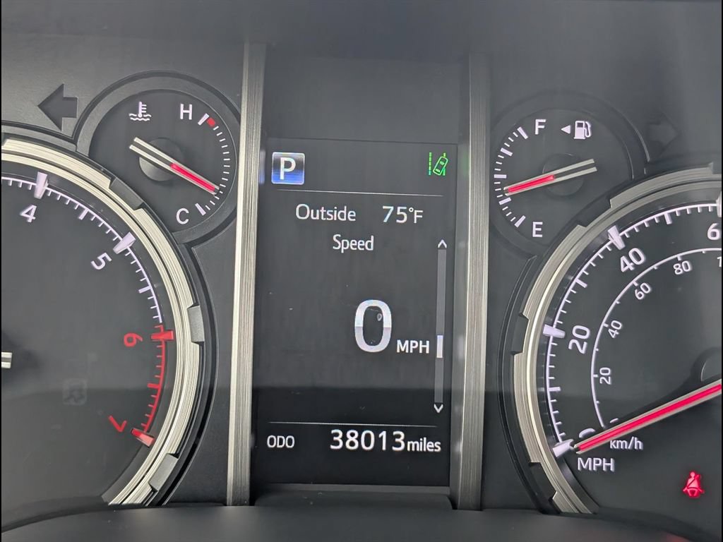 Used 2019 Toyota 4Runner SR5 RWD image 10