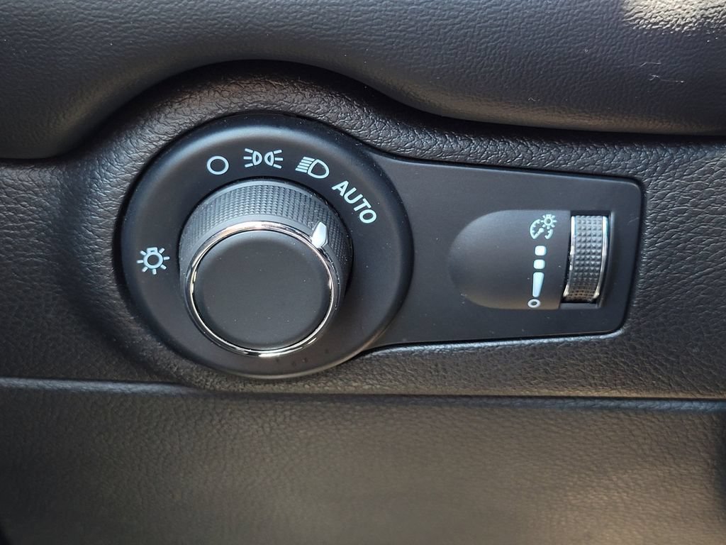 Used 2023 Dodge Durango GT AWD/4WD image 26