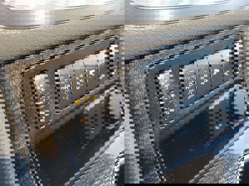 Used 2015 GMC Acadia SLT w/ Open Road Package image 32