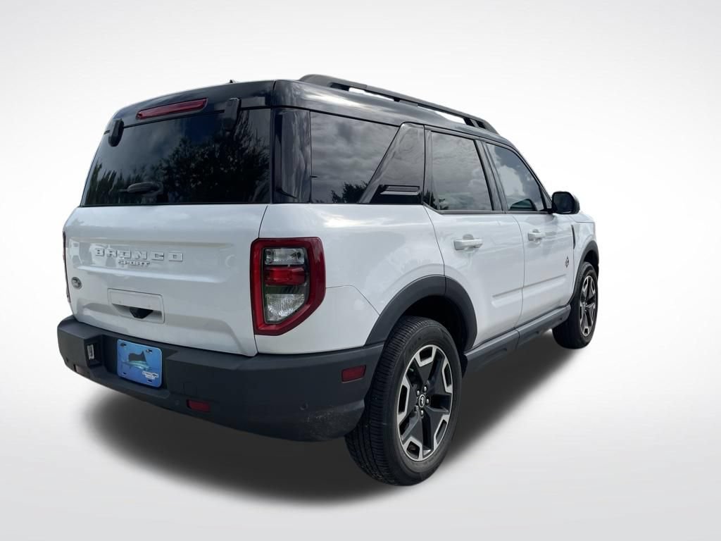 Used 2023 Ford Bronco Sport Outer Banks w/ Tech Package AWD/4WD image 6