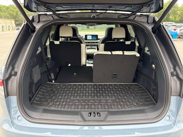 New 2025 Lincoln Aviator Black Label w/ Black Label Special Edition image 13