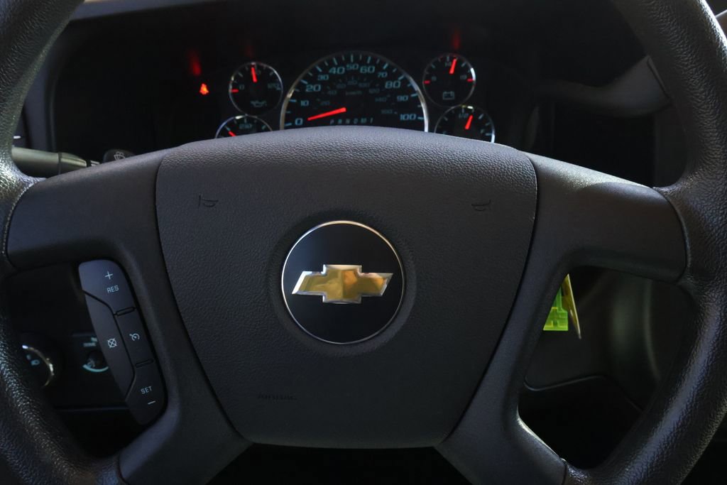 Used 2022 Chevrolet Express 3500 w/ Driver Convenience Package image 24