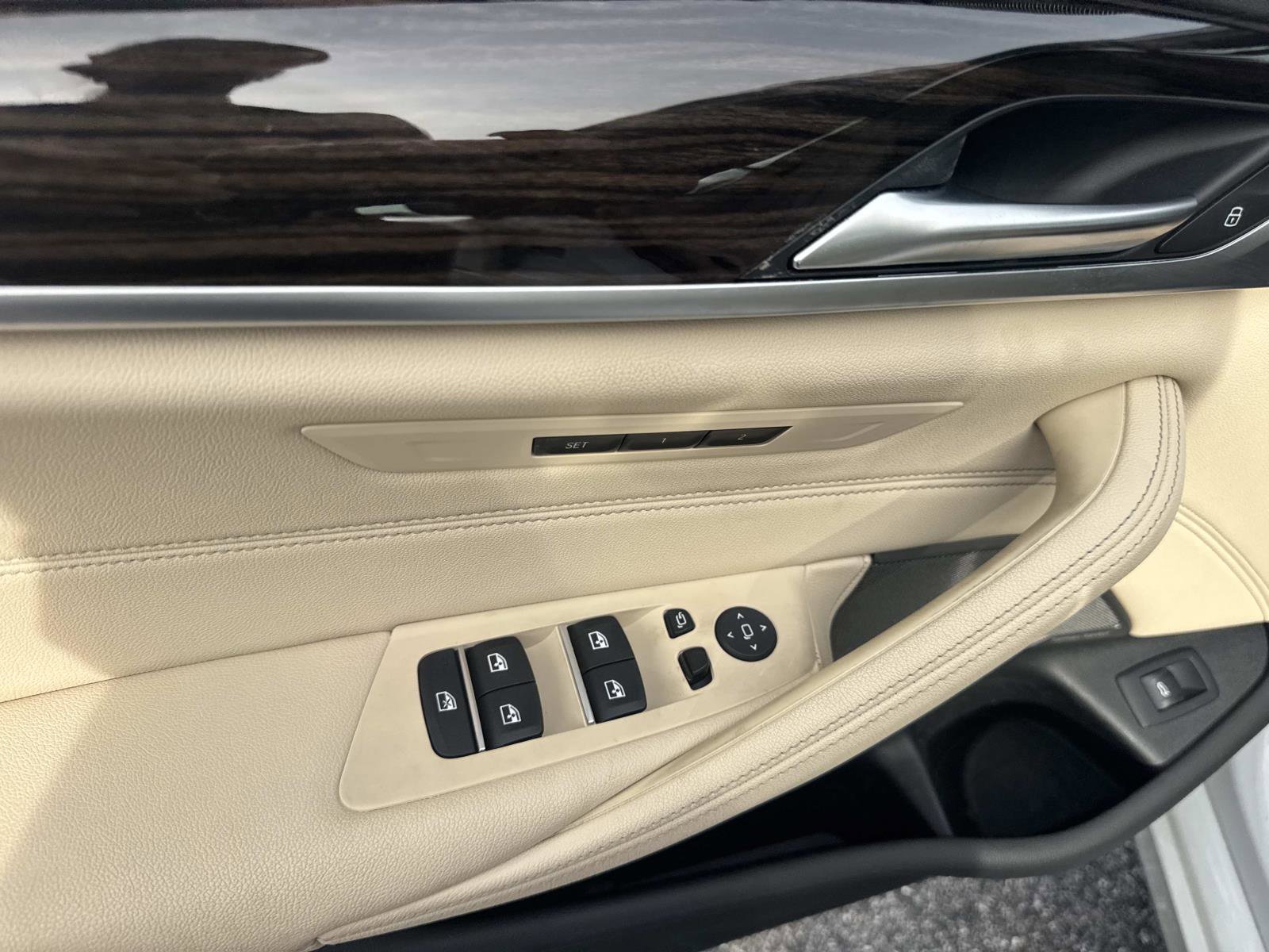 Certified 2023 BMW 540i 540i w/ Premium Package image 17