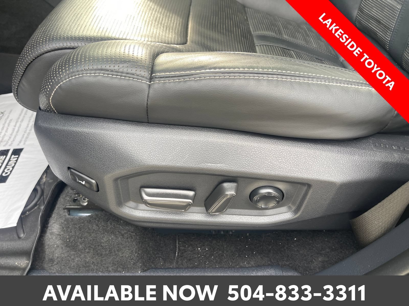 Used 2022 Toyota Tundra Capstone AWD/4WD image 30