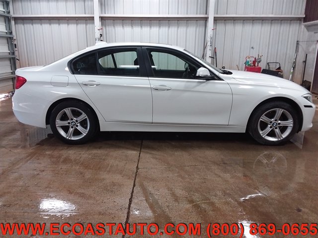 Used 2014 BMW 320i xDrive Sedan AWD/4WD image 5