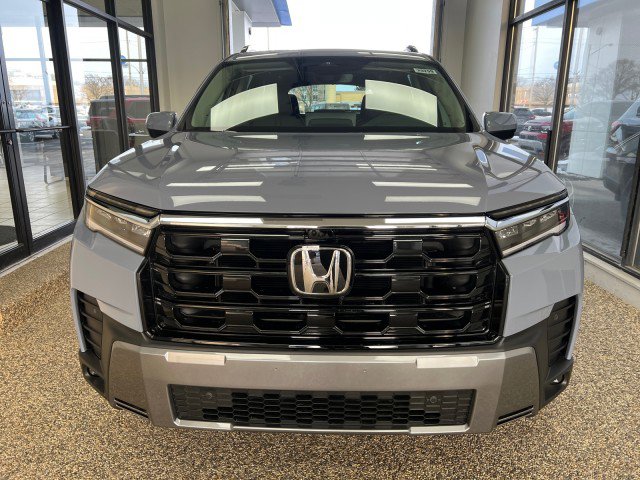 New 2026 Honda Pilot Touring image 6