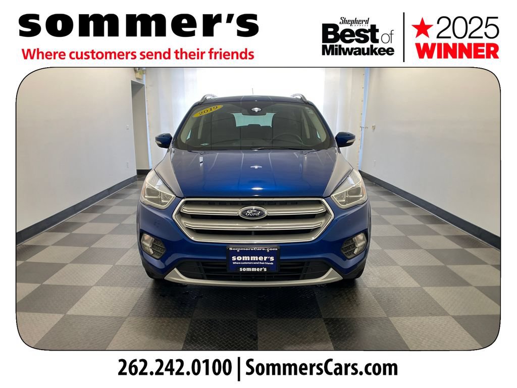 Used 2019 Ford Escape Titanium w/ U9j03 - Titanium Tow Package AWD/4WD image 8