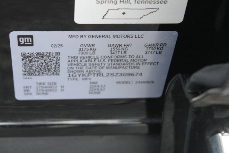 Used 2025 Cadillac Lyriq Luxury w/ LPO, Floor Liner Package AWD/4WD image 17