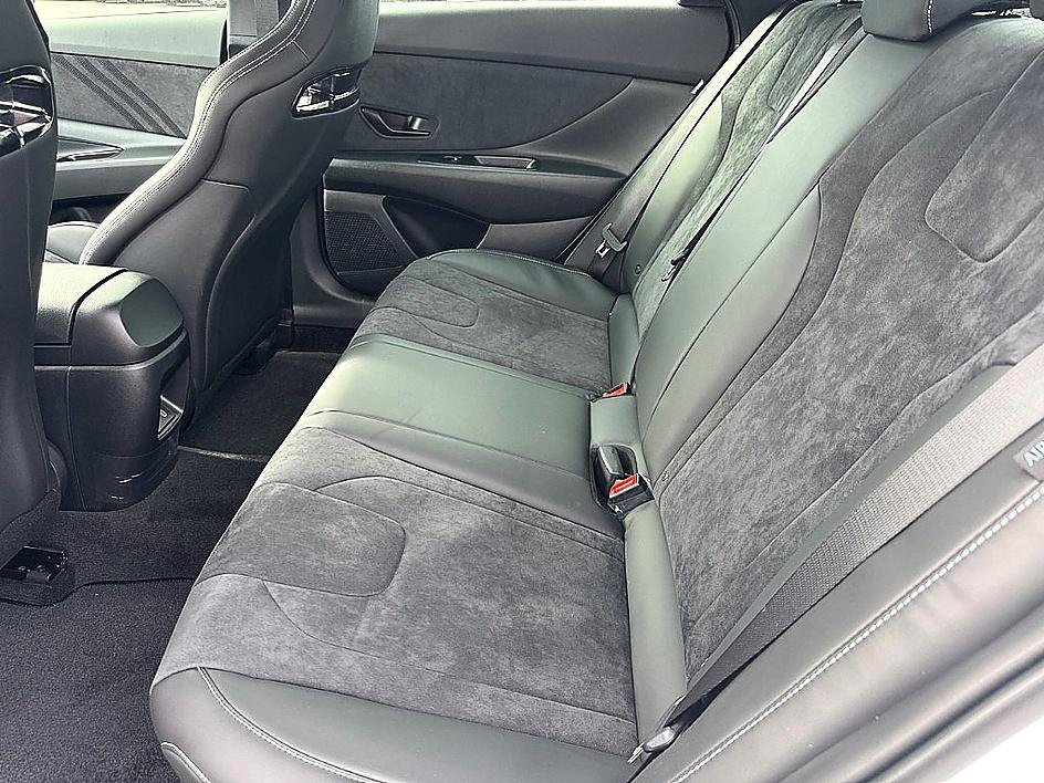 New 2026 Hyundai Elantra N FWD image 7