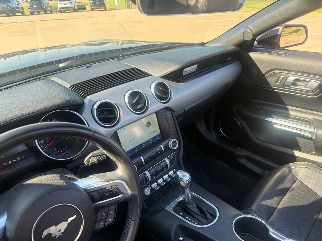 Used 2022 Ford Mustang Premium RWD image 21