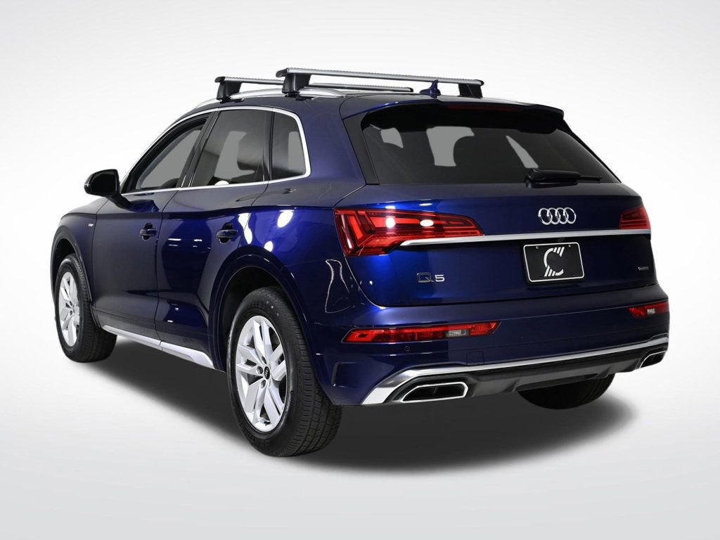 Certified 2022 Audi Q5 2.0T Premium w/ Convenience Package image 3