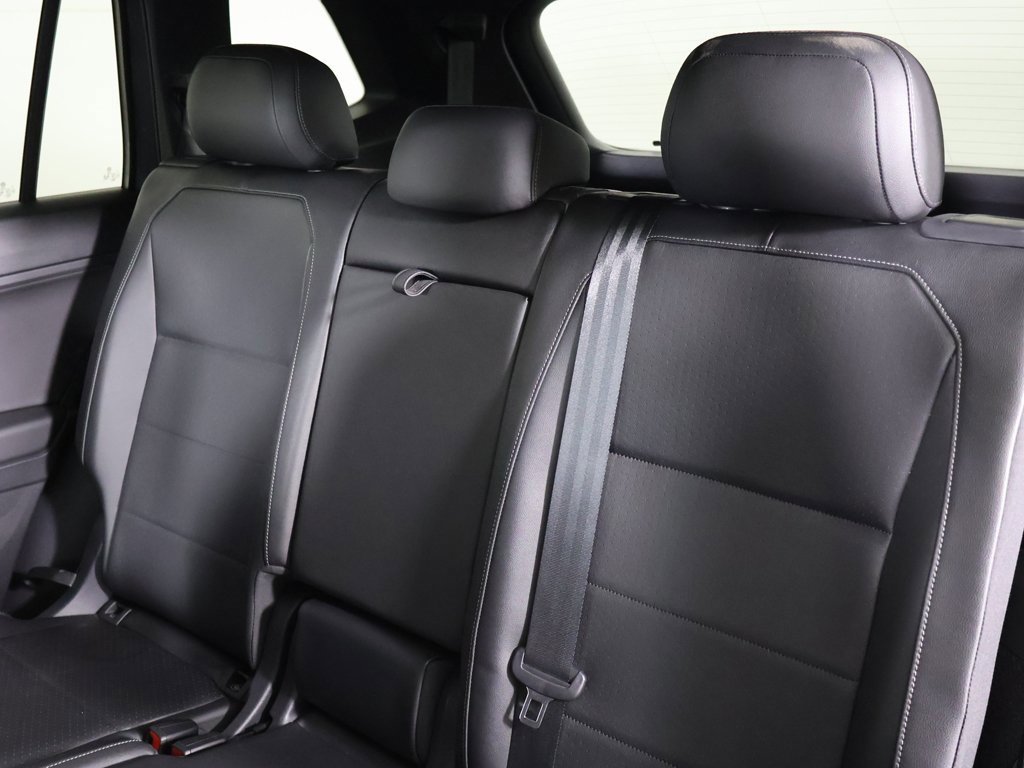 Used 2019 Volkswagen Tiguan SEL Premium R-Line image 30