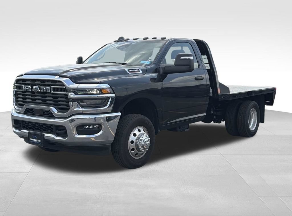 Used 2026 RAM 3500 Tradesman w/ Chrome Appearance Group AWD/4WD image 2