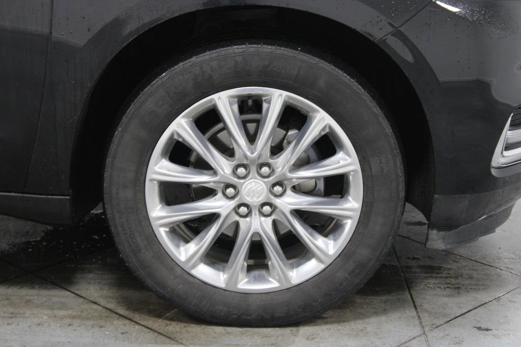 Used 2020 Buick Enclave Premium w/ Sun and Sites Package image 12