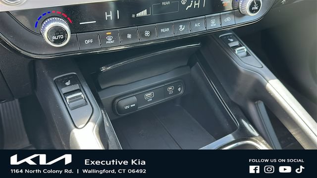 Certified 2023 Kia Telluride S w/ S Sunroof Package AWD/4WD image 18