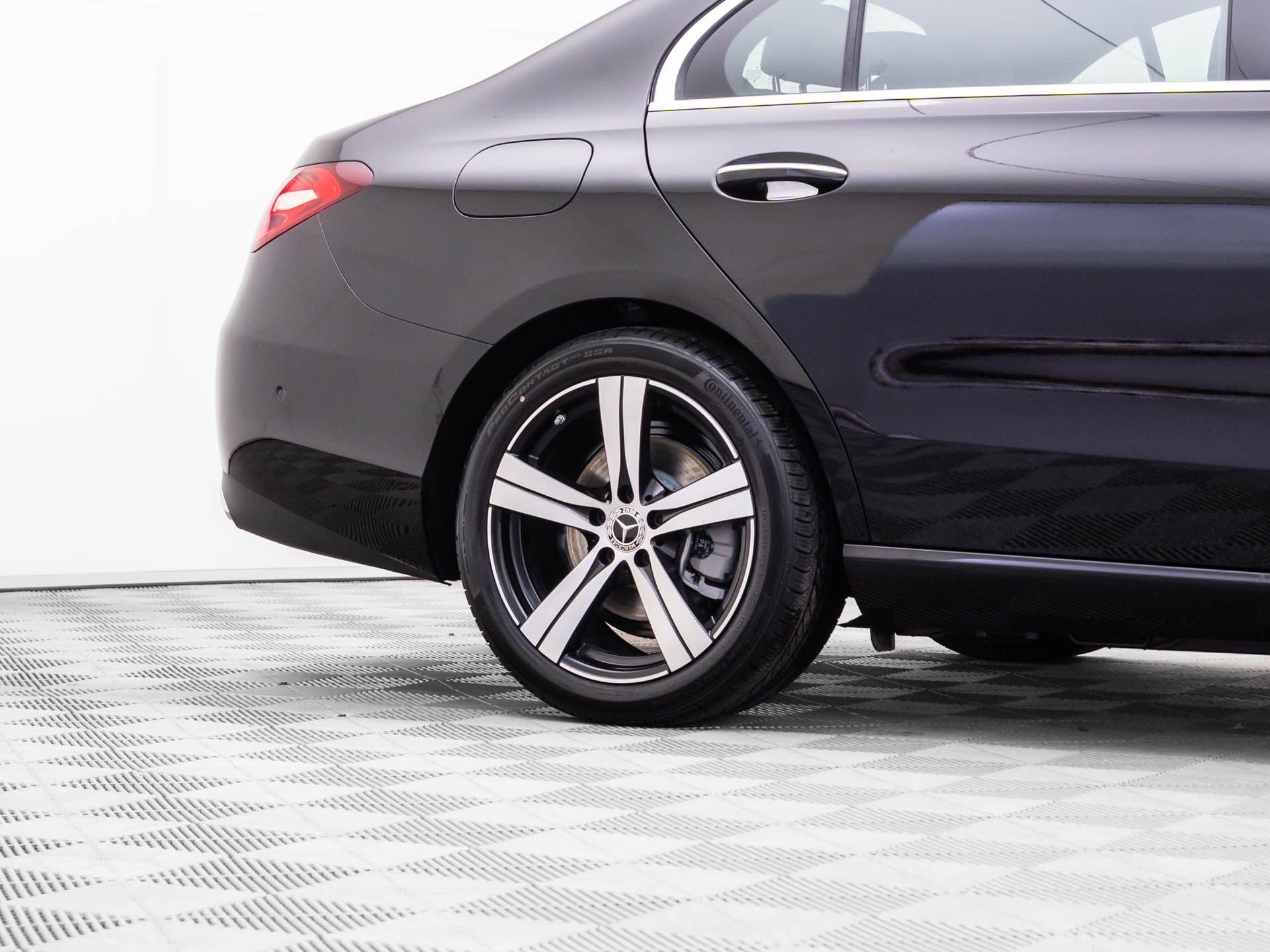 New 2026 Mercedes-Benz C 300 4MATIC Sedan image 33