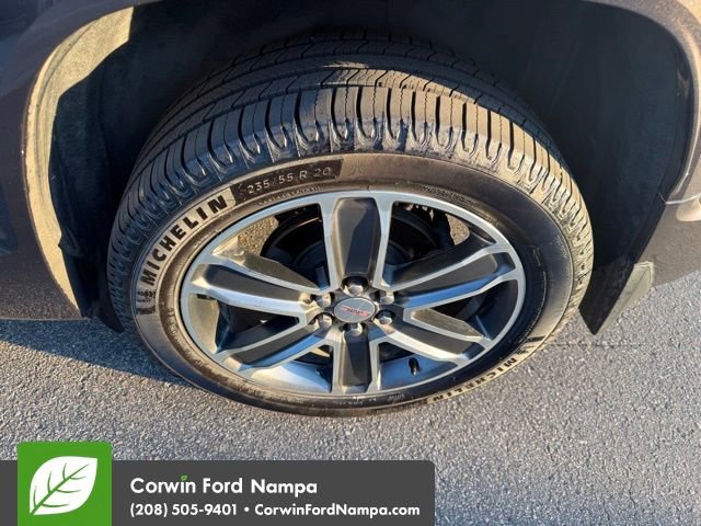 Used 2018 GMC Acadia Denali w/ Technology Package AWD/4WD image 14