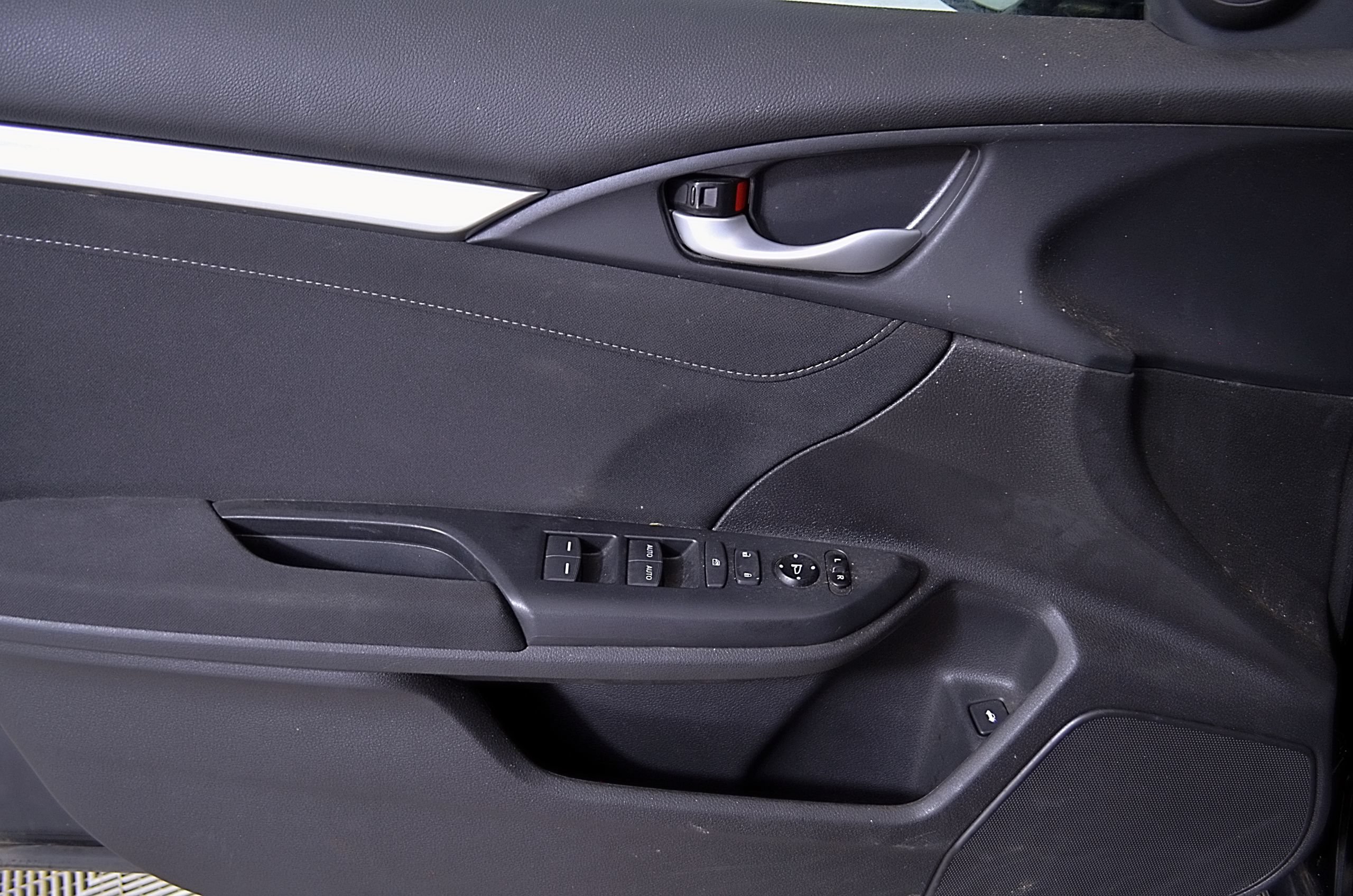 Used 2017 Honda Civic EX-T image 15