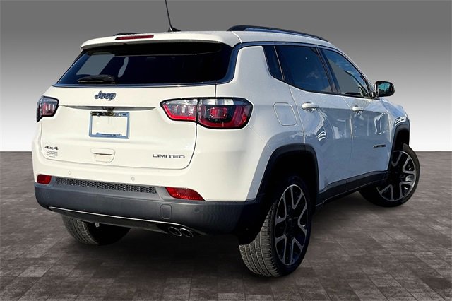 Used 2017 Jeep Compass Limited w/ Navigation Group image 2