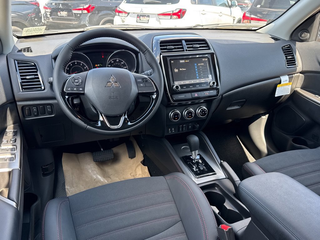 New 2027 Mitsubishi Outlander Sport SE FWD image 7