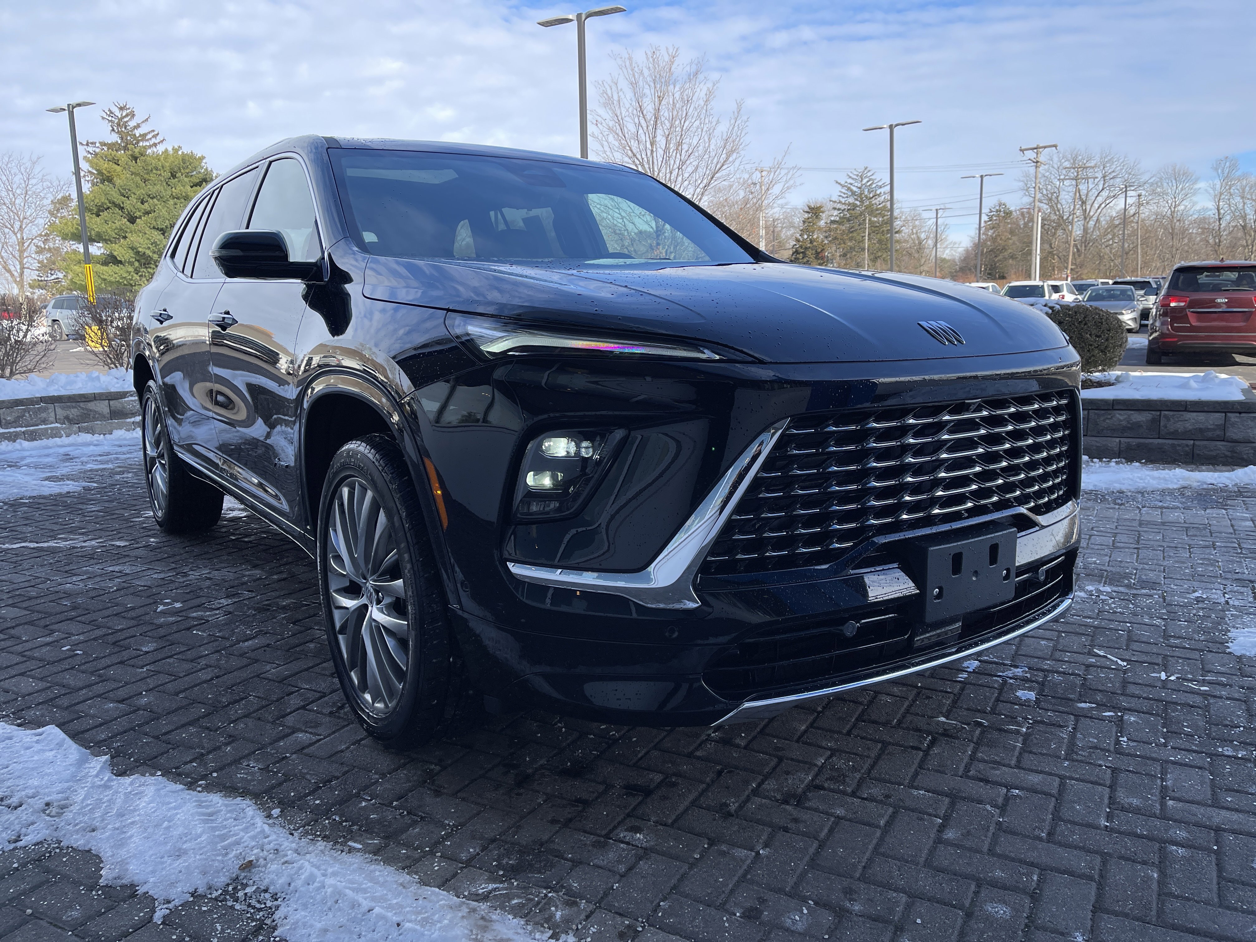 Used 2025 Buick Enclave Avenir w/ Super Cruise Package image 7