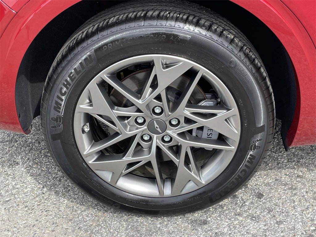 Certified 2025 Genesis GV70 2.5T image 9