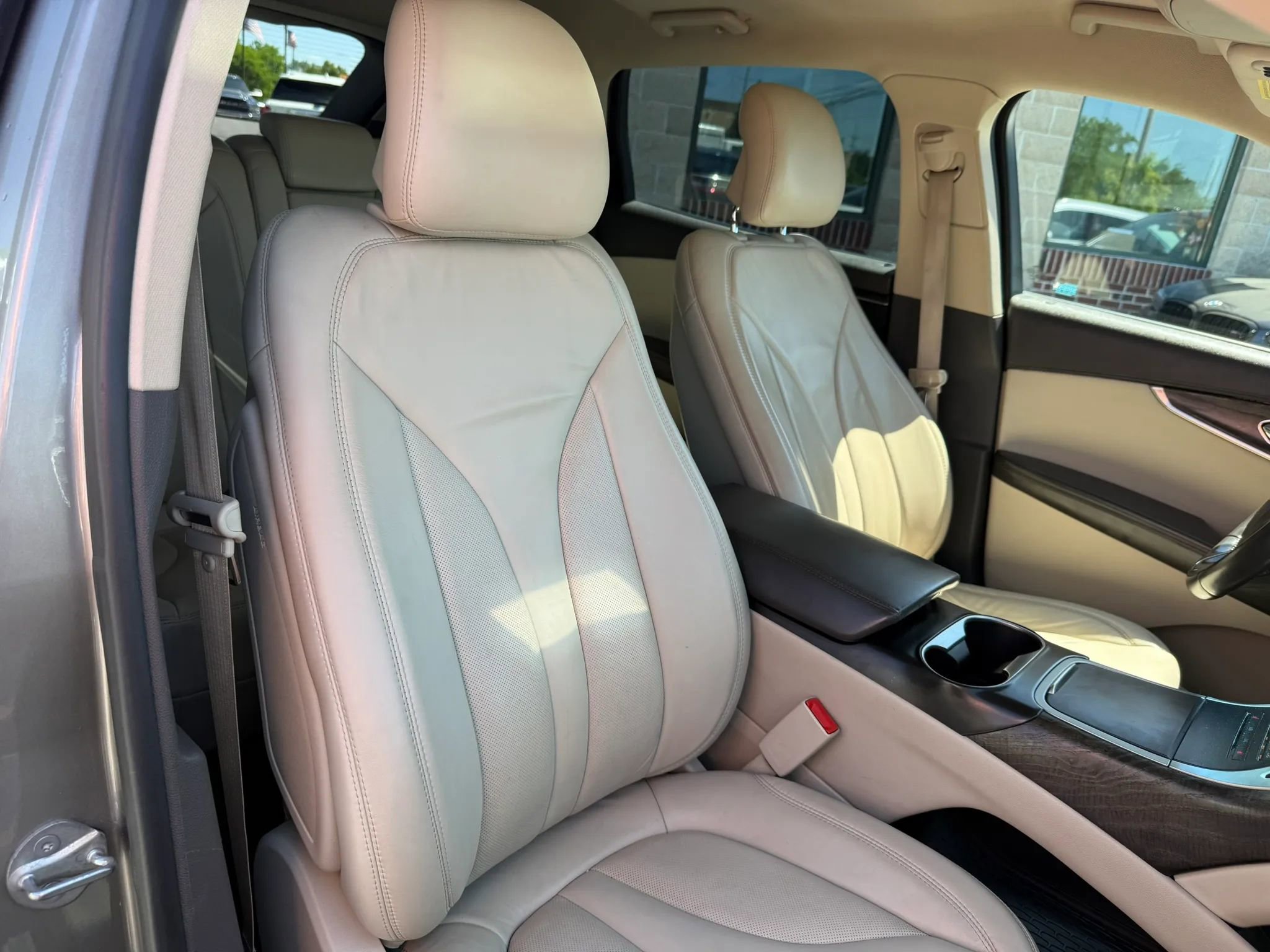 Used 2017 Lincoln MKX Select w/ Select Plus Package FWD image 35